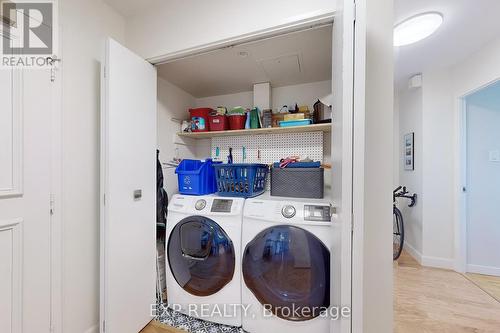 415 - 1801 O'Connor Drive, Toronto (Victoria Village), ON - Indoor Photo Showing Laundry Room