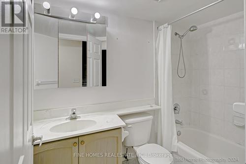 208 - 20 Olive Avenue, Toronto, ON - Indoor Photo Showing Bathroom