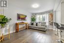 341 Woodfern Way, Newmarket, ON  - Indoor Photo Showing Living Room 