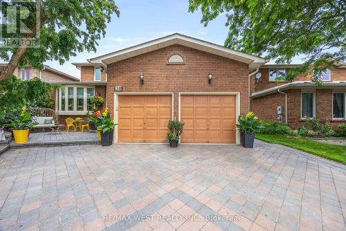 38 Addison Street, Richmond Hill (North Richvale), ON - Outdoor