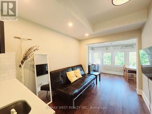 164 Dunn Avenue, Toronto (South Parkdale), ON - Indoor