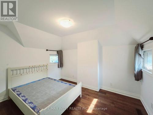 164 Dunn Avenue, Toronto (South Parkdale), ON - Indoor Photo Showing Bedroom