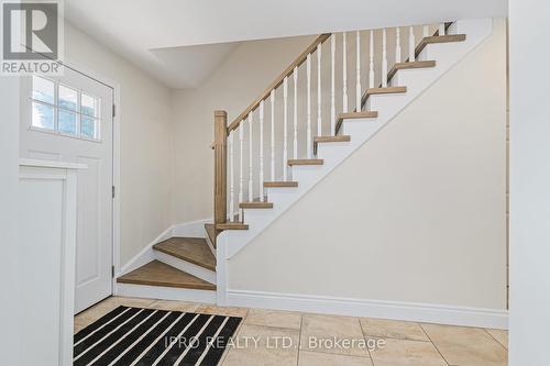 131 Mountainview Road S, Halton Hills, ON - Indoor Photo Showing Other Room