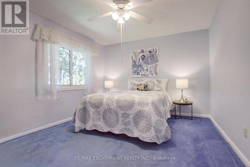 1760 Solitaire Court, Mississauga, ON - Indoor Photo Showing Bedroom