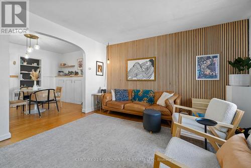 137 Catharine Street, Belleville, ON - Indoor Photo Showing Living Room