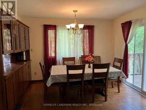 136 Frontenac Crescent, Deep River, ON - Indoor Photo Showing Dining Room