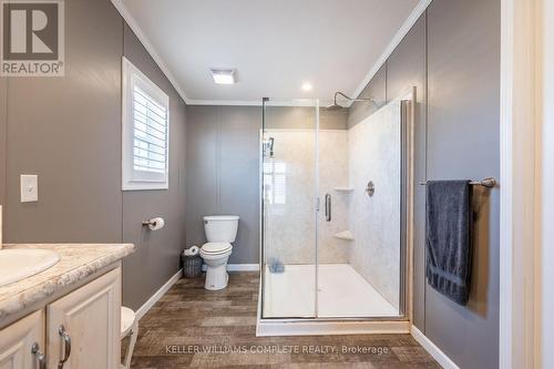 4 Bent Willow Court, Haldimand, ON - Indoor Photo Showing Bathroom