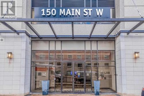 710 - 150 Main Street W, Hamilton (Central), ON - Outdoor