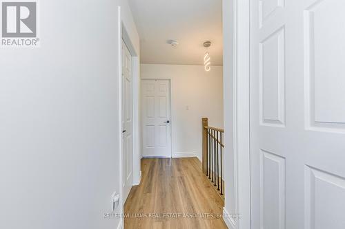 2254 Empire Crescent, Burlington, ON - Indoor Photo Showing Other Room