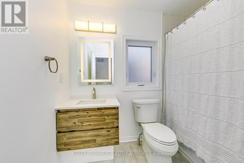 2254 Empire Crescent, Burlington (Orchard), ON - Indoor Photo Showing Bathroom