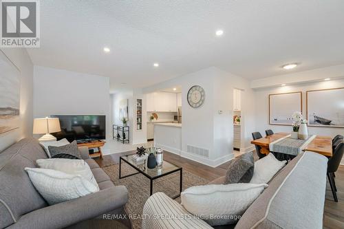 57 - 6779 Glen Erin Drive, Mississauga, ON - Indoor Photo Showing Living Room