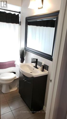 2521 Askin Avenue, Windsor, ON - Indoor Photo Showing Bathroom