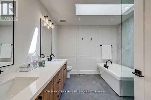 62 Ash Crescent, Toronto (Long Branch), ON - Indoor Photo Showing Bathroom