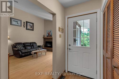 142 County 8 Road, Greater Napanee, ON - Indoor Photo Showing Other Room