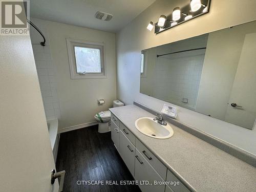 97 Herrell Avenue, Barrie, ON - Indoor Photo Showing Bathroom