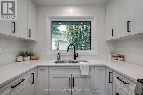 197 Ellsworth Avenue, London, ON - Indoor Photo Showing Kitchen With Double Sink