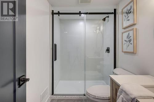 197 Ellsworth Avenue, London, ON - Indoor Photo Showing Bathroom