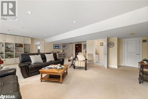 35 Settlers Landing Drive, Quinte West, ON - Indoor Photo Showing Living Room