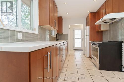 112 Bonham Boulevard, Mississauga (Streetsville), ON - Indoor Photo Showing Kitchen