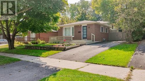 112 Bonham Boulevard, Mississauga (Streetsville), ON - Outdoor