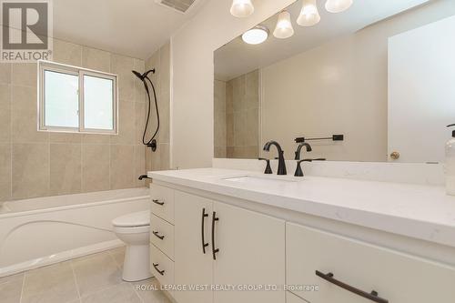 112 Bonham Boulevard, Mississauga (Streetsville), ON - Indoor Photo Showing Bathroom