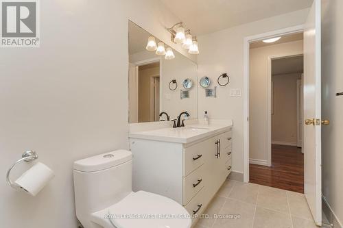 112 Bonham Boulevard, Mississauga (Streetsville), ON - Indoor Photo Showing Bathroom