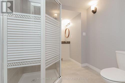 112 Bonham Boulevard, Mississauga (Streetsville), ON - Indoor Photo Showing Bathroom