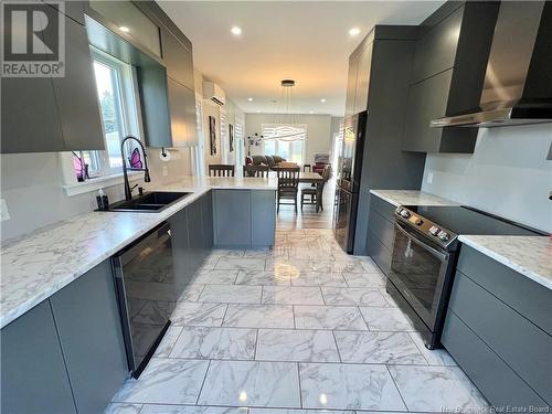 62 Rue Du Havre, Petit-Rocher, NB - Indoor Photo Showing Kitchen With Stainless Steel Kitchen With Double Sink With Upgraded Kitchen