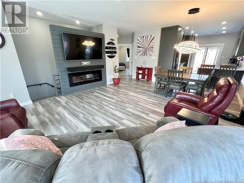 62 Rue Du Havre, Petit-Rocher, NB - Indoor Photo Showing Living Room