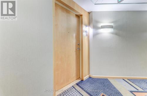 402 - 3939 Duke Of York Boulevard, Mississauga (City Centre), ON - Indoor Photo Showing Other Room