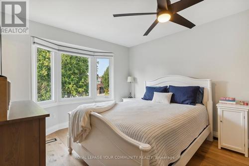 39 Hollingshead Drive, Aurora (Aurora Village), ON - Indoor Photo Showing Bedroom