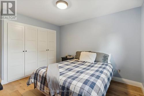 39 Hollingshead Drive, Aurora (Aurora Village), ON - Indoor Photo Showing Bedroom