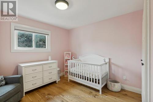 39 Hollingshead Drive, Aurora (Aurora Village), ON - Indoor Photo Showing Bedroom