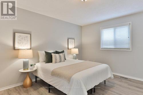 3341 Nutcracker Drive, Mississauga (Lisgar), ON - Indoor Photo Showing Bedroom