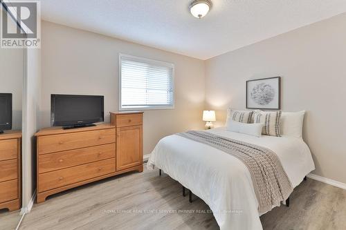 3341 Nutcracker Drive, Mississauga (Lisgar), ON - Indoor Photo Showing Bedroom