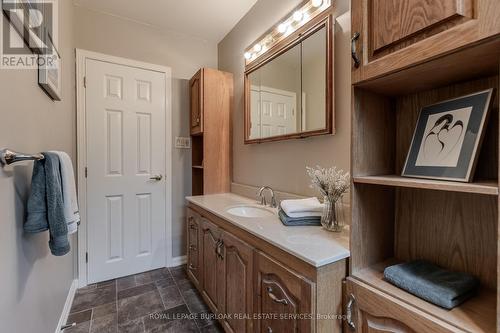 1345 Hixon Street, Oakville (Bronte East), ON - Indoor Photo Showing Bathroom