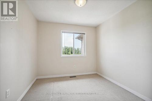 4130 Rawlins Common, Burlington, ON - Indoor Photo Showing Other Room