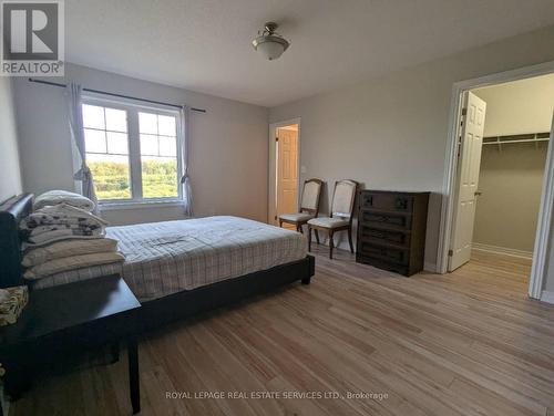 5 Upper - 2006 Trawden Way, Oakville, ON - Indoor Photo Showing Bedroom