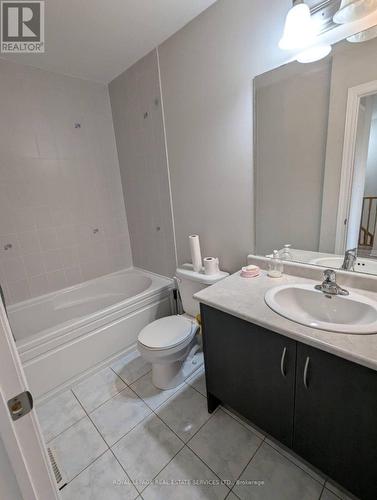 5 Upper - 2006 Trawden Way, Oakville, ON - Indoor Photo Showing Bathroom