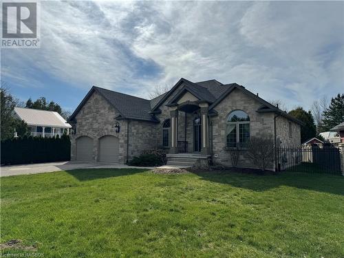 560 Meadow Lane, Southampton, ON - Outdoor With Facade