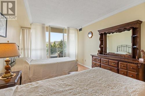 422 - 1880 Valley Farm Road, Pickering, ON - Indoor Photo Showing Bedroom