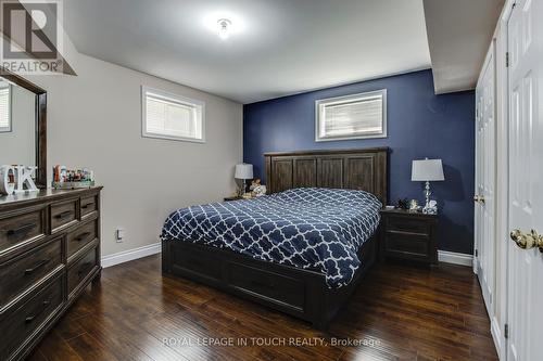 91 Mary Jane Road, Tiny, ON - Indoor Photo Showing Bedroom