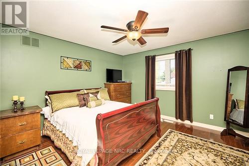 119 Sandra Drive, Pelham, ON - Indoor Photo Showing Bedroom