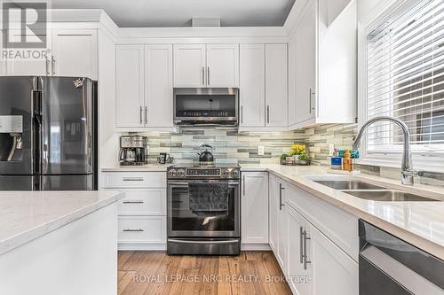 55 - 180 Port Robinson Road, Pelham, ON - Indoor Photo Showing Kitchen With Double Sink With Upgraded Kitchen