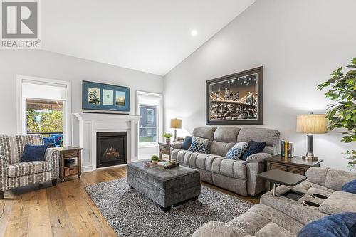 55 - 180 Port Robinson Road, Pelham, ON - Indoor Photo Showing Living Room With Fireplace