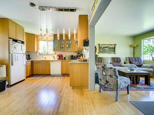 Kitchen - 1609 Rue Roy, Prévost, QC - Indoor Photo Showing Kitchen