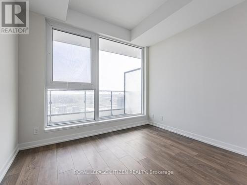 5708 - 5 Butter Mill Avenue, Vaughan, ON - Indoor Photo Showing Other Room