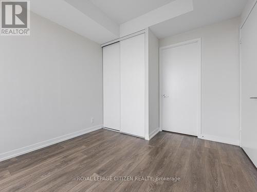 5708 - 5 Butter Mill Avenue, Vaughan, ON - Indoor Photo Showing Other Room