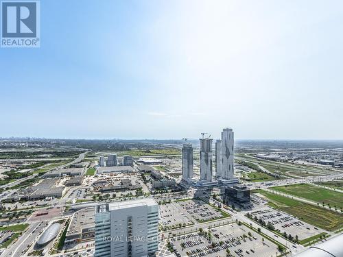 5708 - 5 Butter Mill Avenue, Vaughan, ON - Outdoor With View