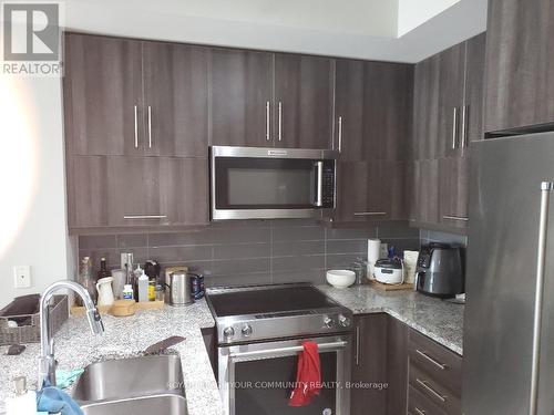 820 - 825 Church Street, Toronto, ON - Indoor Photo Showing Kitchen With Stainless Steel Kitchen With Double Sink With Upgraded Kitchen